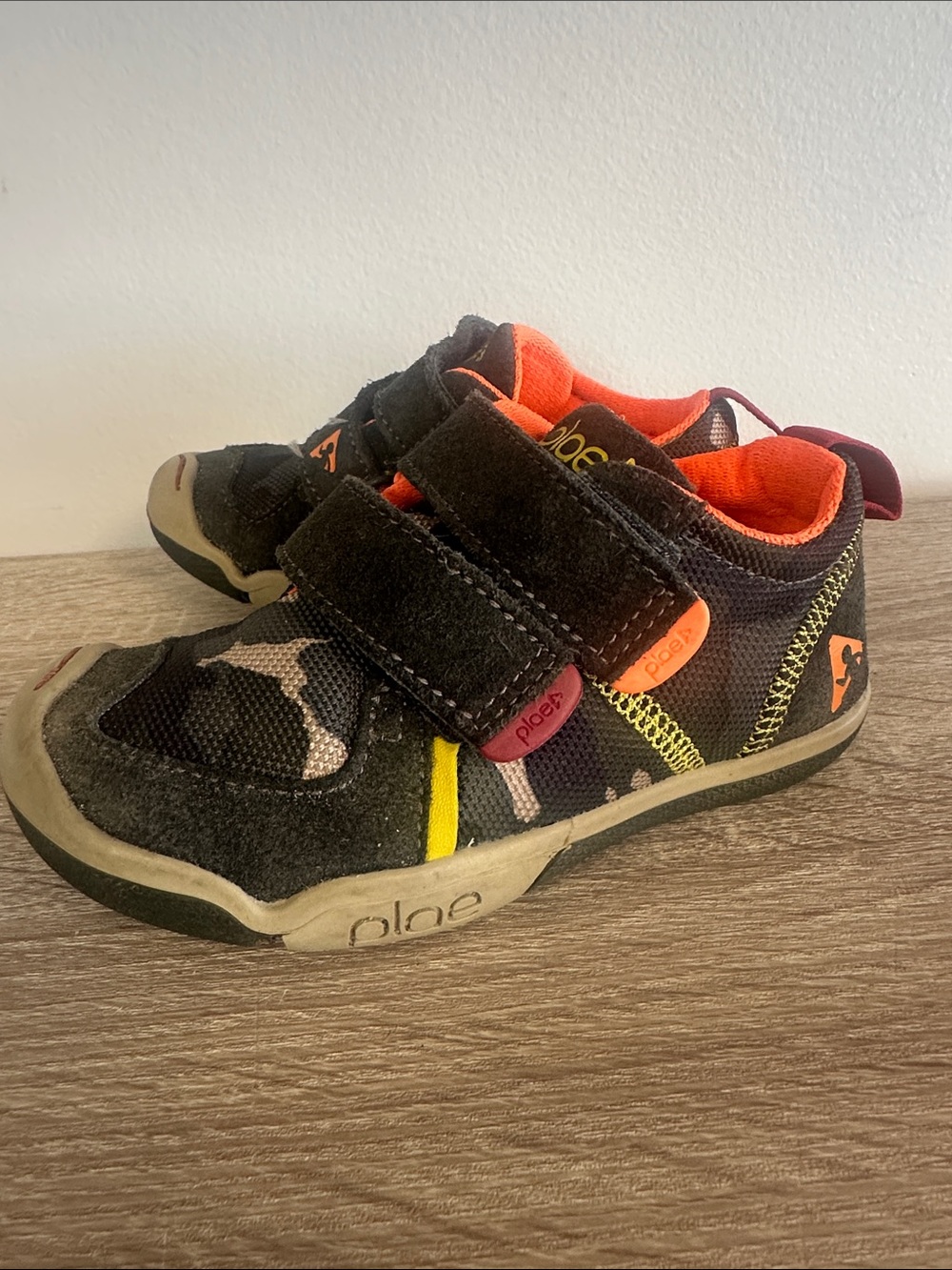 Plae Camoflauge Shoes 8